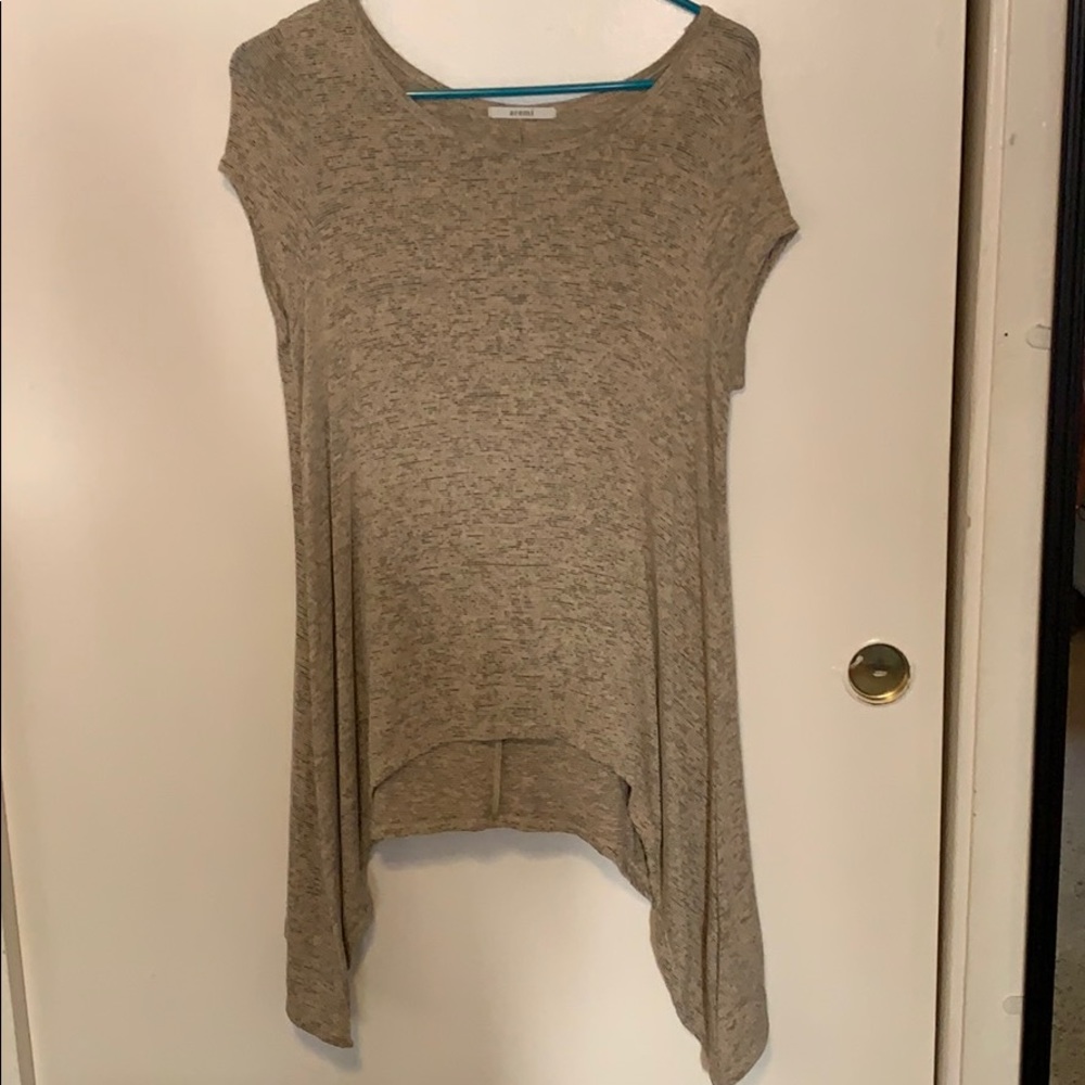 off color brown side droop short sleeve top